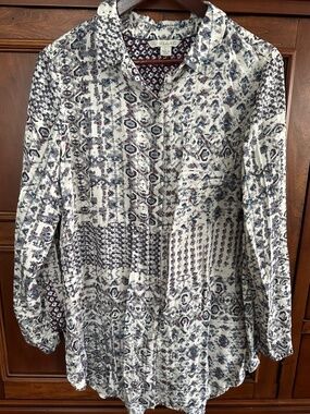 Khakis & Co. Long Sleeve Blue White Burgundy Button Down Pocket Top Size L EUC